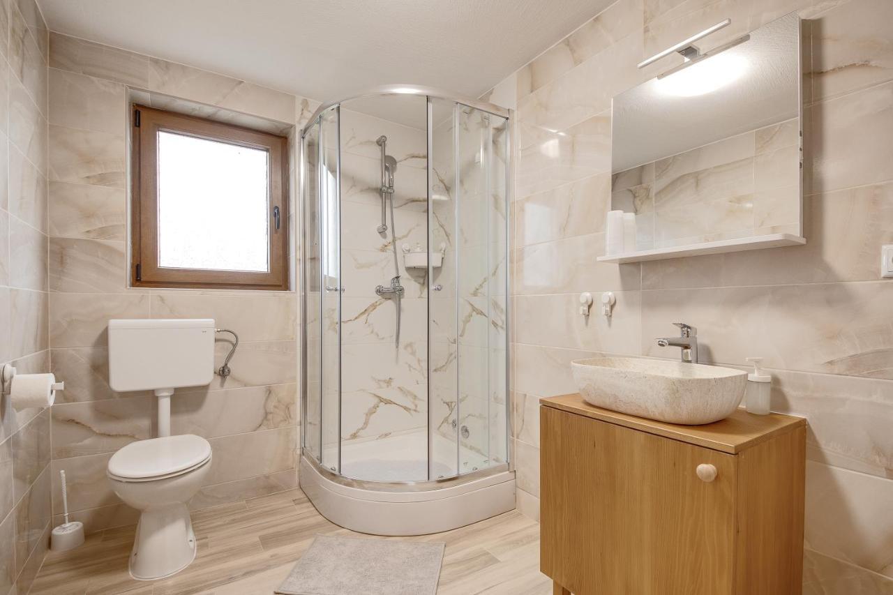 Apartment Stone And Wood Cetingrad 外观 照片