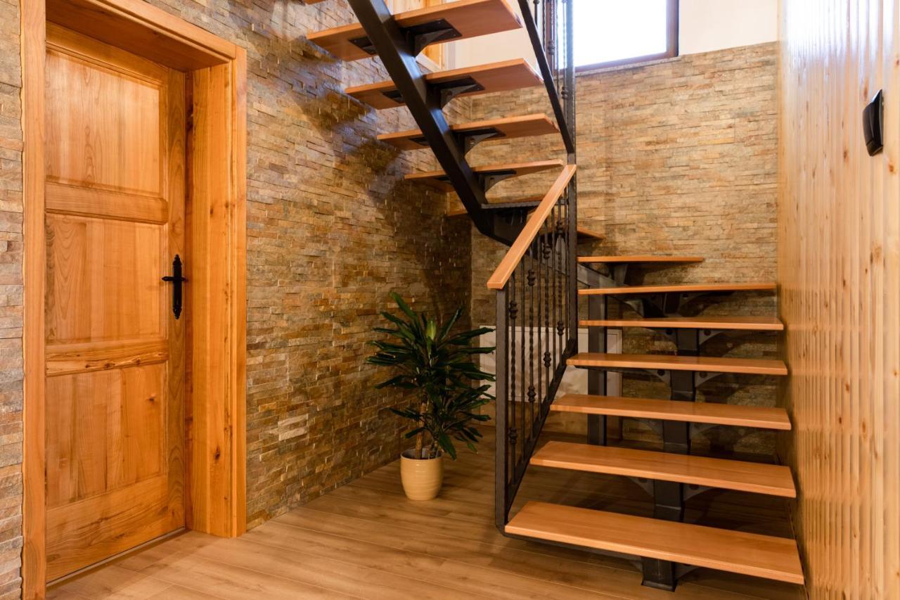 Apartment Stone And Wood Cetingrad 外观 照片